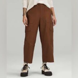Lululemon Utilitech Cropped Cargo Pants Brown Sz 26 (Note Wash Wear!)